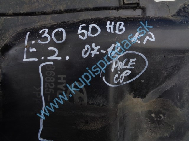 ľavý zadný podblatník na hyundai i30 HB, 86825-2R500